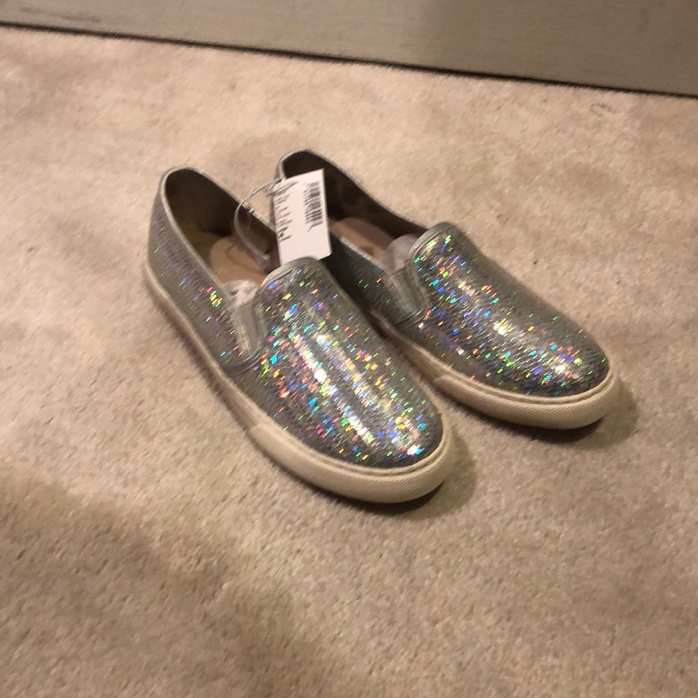 Slip-on sneakers